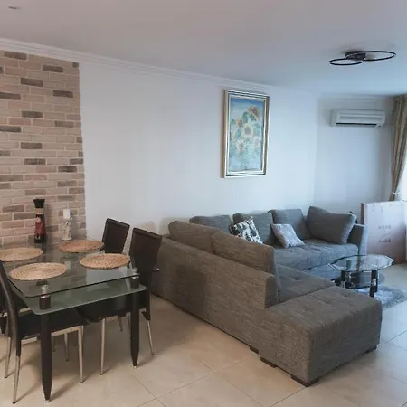 Monastery Ii Garden Like Apartmán